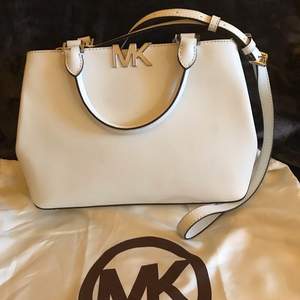 White Michael Kors Bag